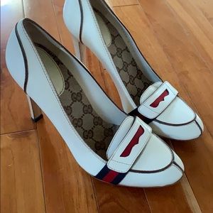 Gorgeous white Gucci heel loader size 8 AMAZING